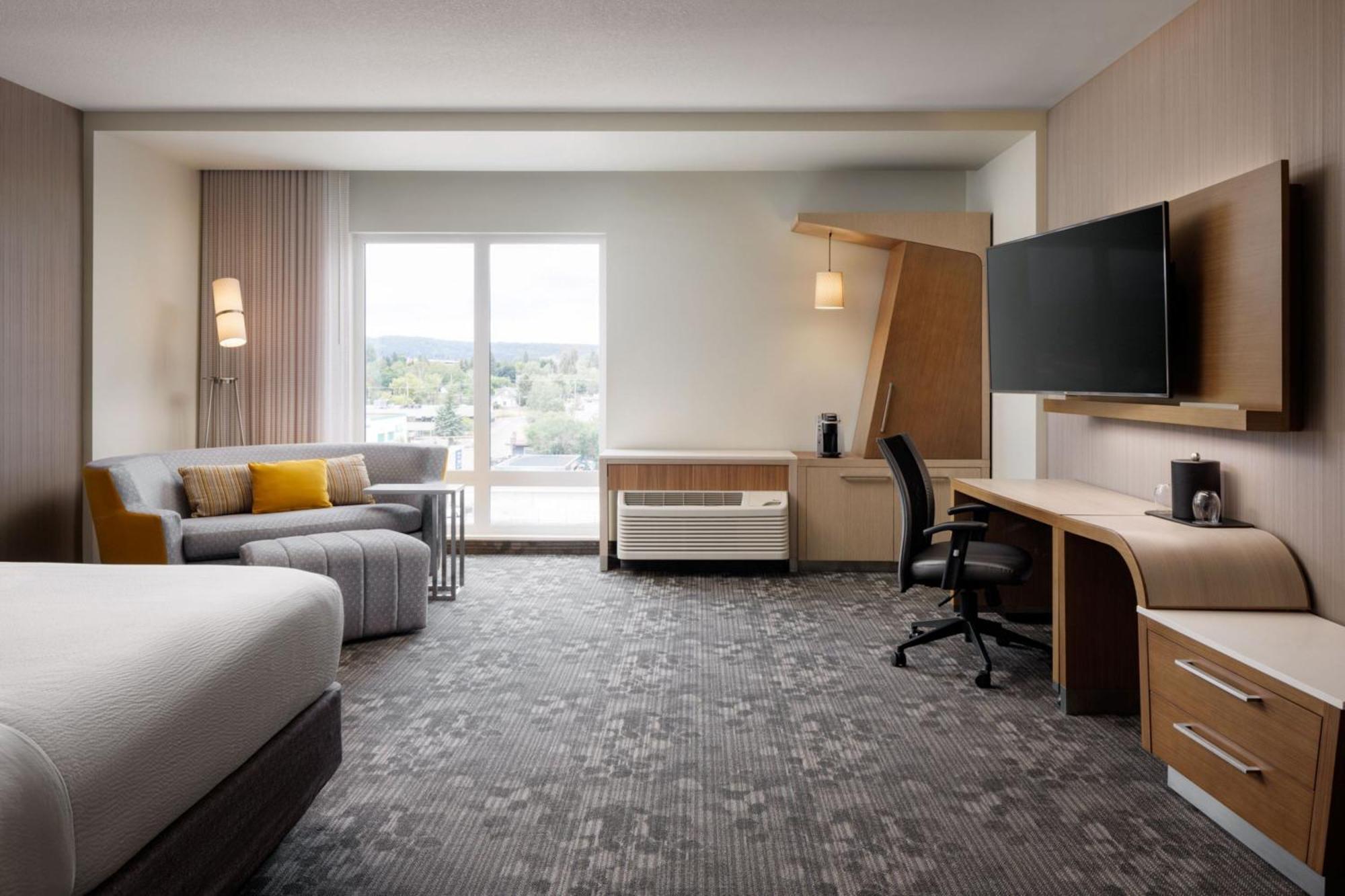 คอร์ตยาร์ด บาย แมริออท ปริ้นซ์จอร์จ Hotel พรินซ์จอร์จ ภายนอก รูปภาพ