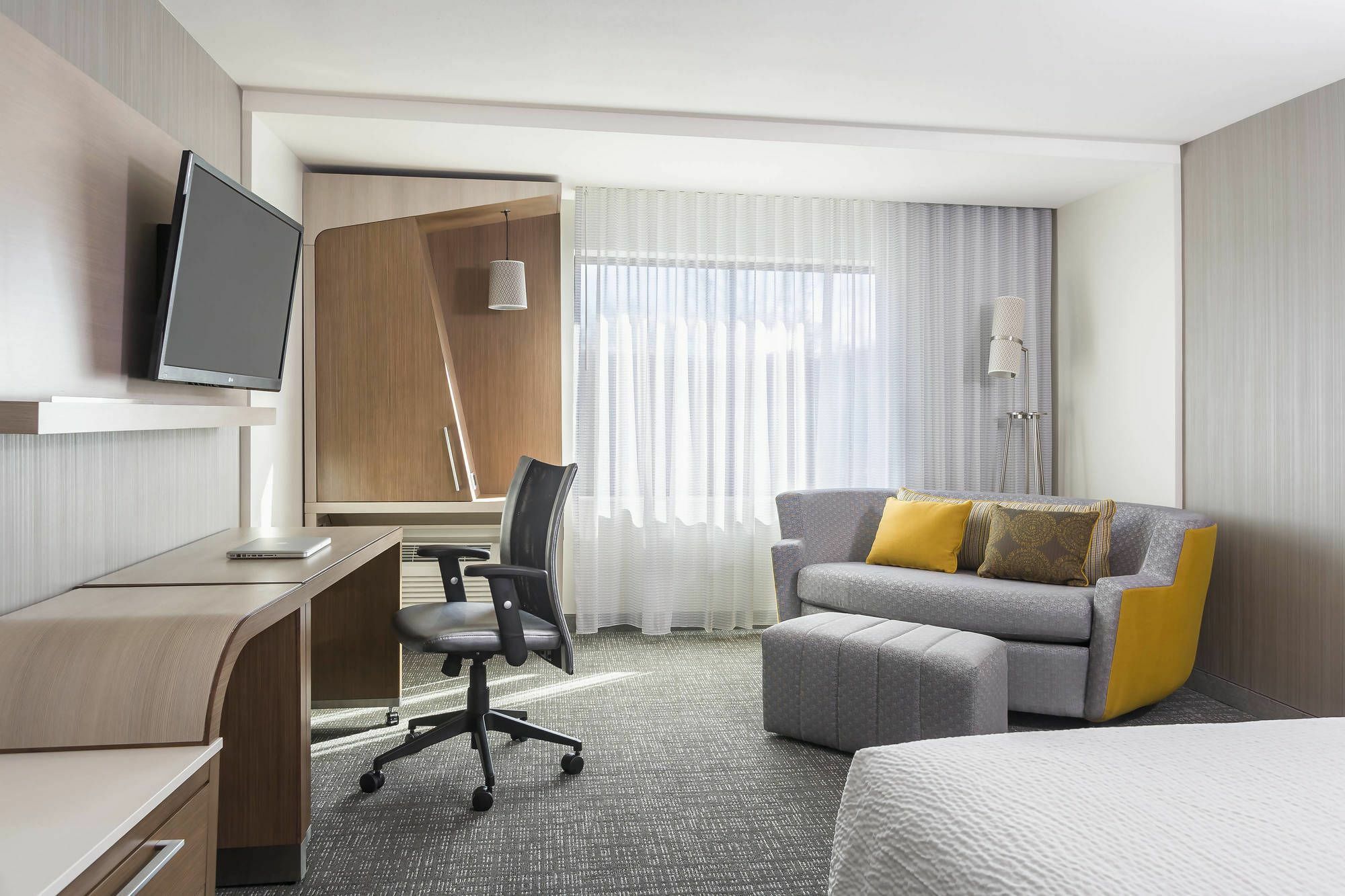คอร์ตยาร์ด บาย แมริออท ปริ้นซ์จอร์จ Hotel พรินซ์จอร์จ ภายนอก รูปภาพ